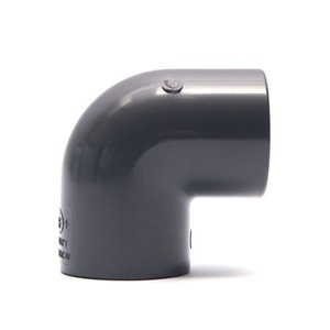 Kolanko PCV 90* 40 mm